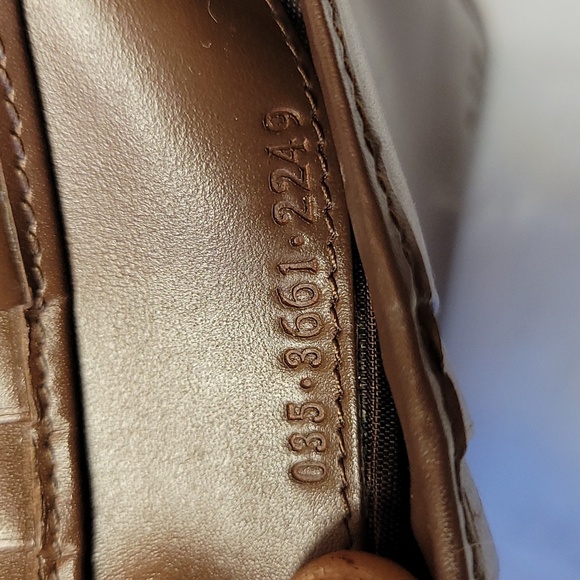 GUCCI GG Canvas Canvas Compact Wallet - Picture 10 of 12